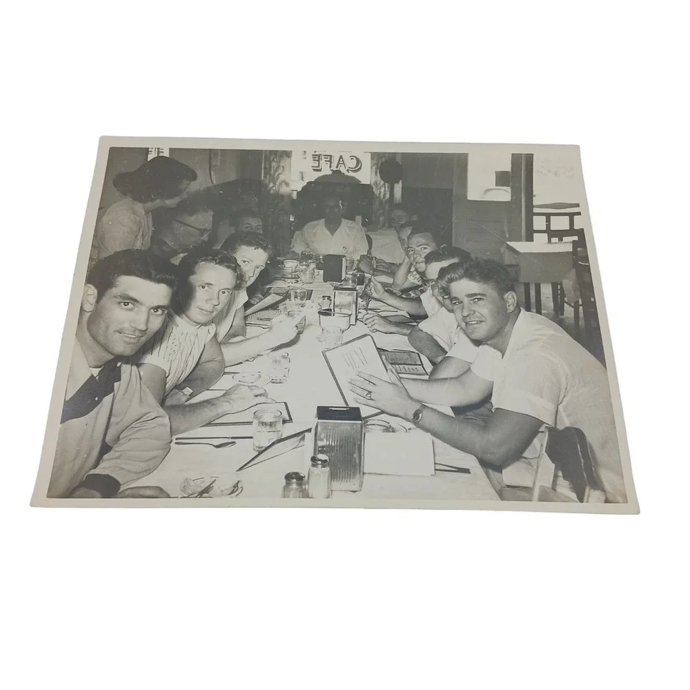Vintage 1950 Photo Group of Men Wewahitchka Florida Dining Cafe Restaurant - Picture 1 of 6